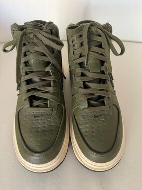Nike Air Force 1 GORE-TEX  High-Top Sneakers